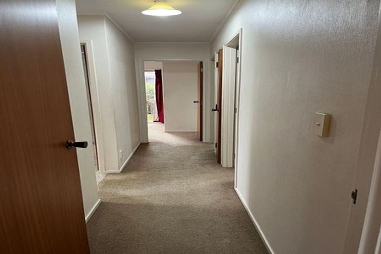 Photo of property in 39a Butley Drive, Farm Cove, Auckland, 2012