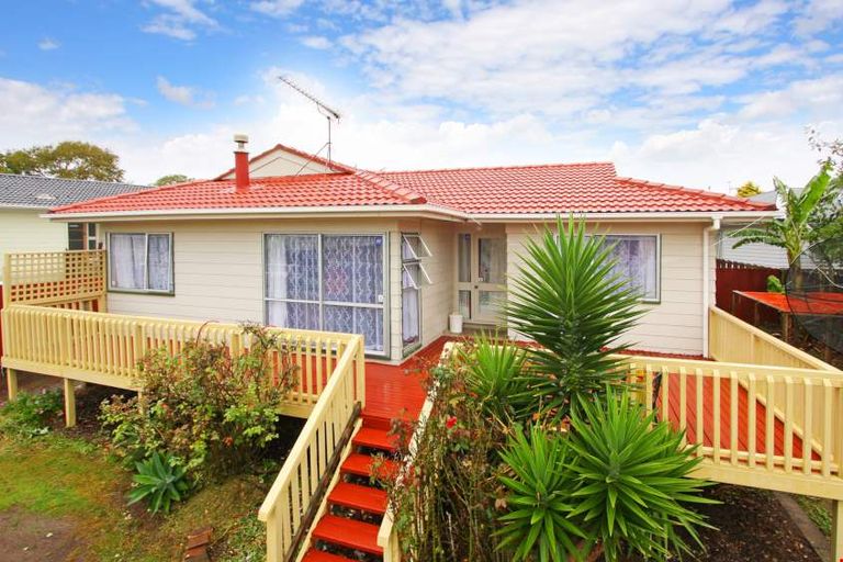 Photo of property in 3 Carter Place, Manurewa, Auckland, 2102