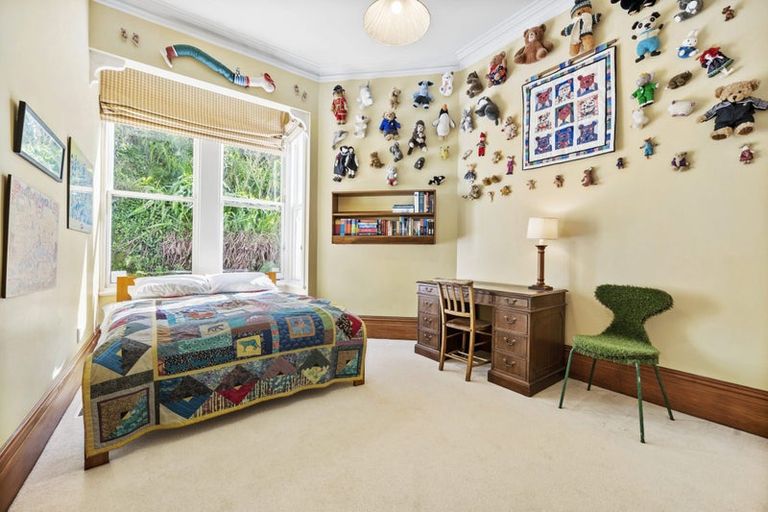 Photo of property in 129 Upland Road, Kelburn, Wellington, 6012