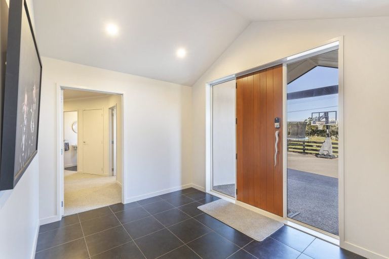 Photo of property in 139 Manutahi Road, Tarurutangi, New Plymouth, 4372