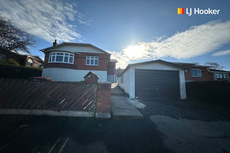 Photo of property in 307 Main South Road, Green Island, Dunedin, 9018