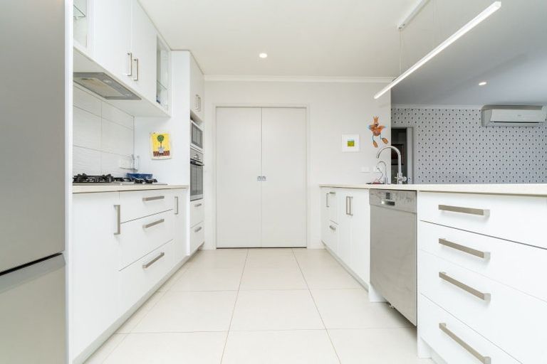 Photo of property in 10 Mahana Place, Raglan, 3225