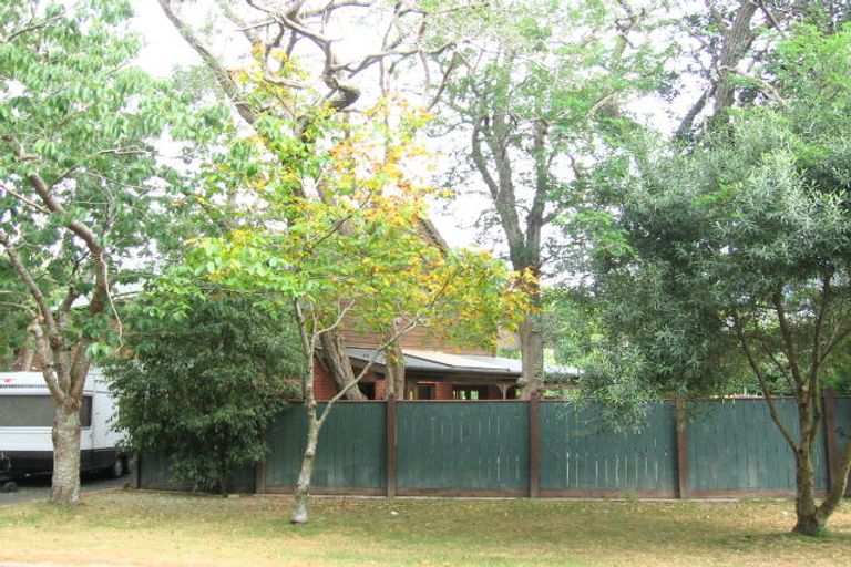 Photo of property in 58 Barton Road, Heretaunga, Upper Hutt, 5018