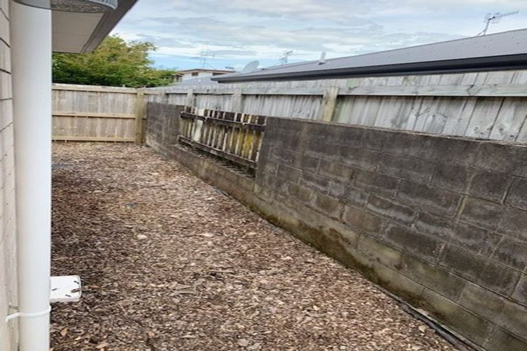 Photo of property in 5/1 June Place, Hamilton East, Hamilton, 3216