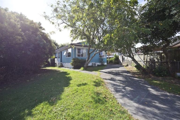 Photo of property in 33 Childers Road, Ranui, Auckland, 0612