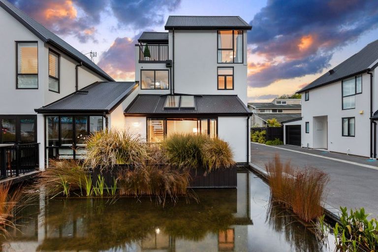 Photo of property in 7/140 Office Road, Merivale, Christchurch, 8014