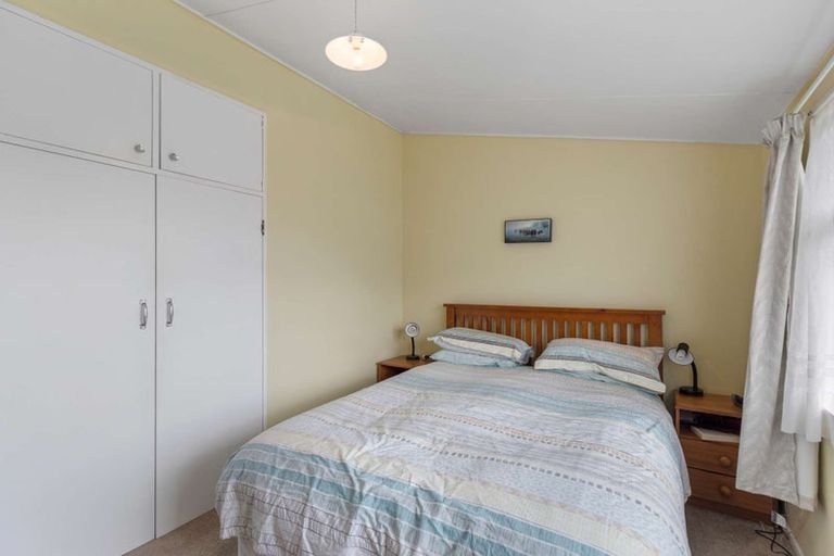 Photo of property in 43a Sandspit Road, Waiuku, 2123