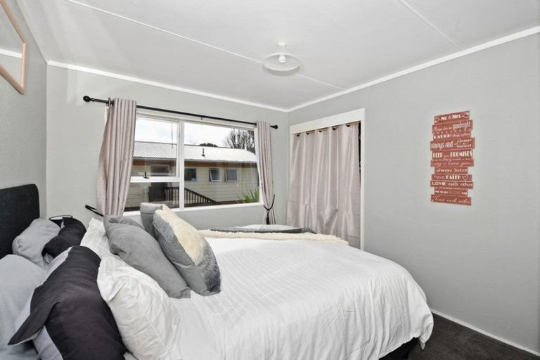 Photo of property in 25 Escalona Street, Te Kamo, Whangarei, 0112