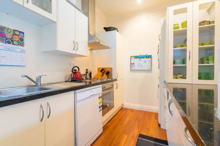 Photo of property in 118 Bedford Street, Saint Clair, Dunedin, 9012