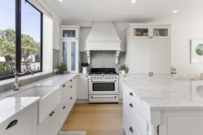 Photo of property in 2/4 Fitzroy Street, Ponsonby, Auckland, 1021