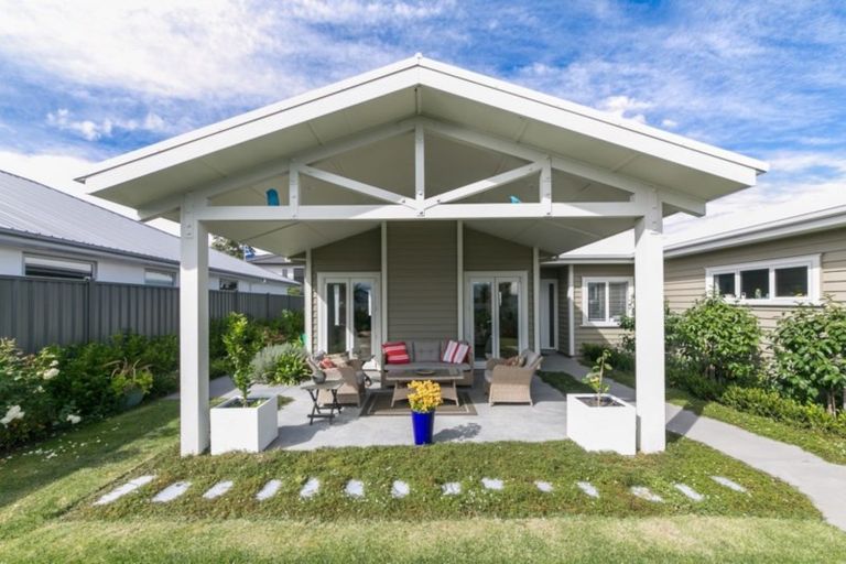 Photo of property in 44 Percy Berry Place, Havelock North, 4130