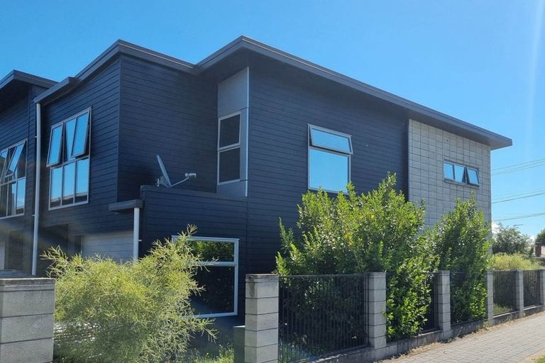 Photo of property in 10/100 Knighton Road, Hillcrest, Hamilton, 3216