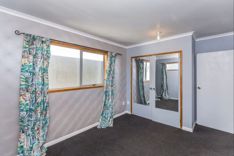 Photo of property in 40 Himatangi Street, Himatangi Beach, Foxton, 4891