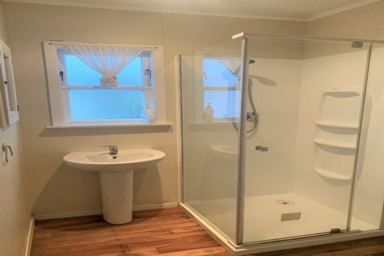 Photo of property in 4 Castlerea Street, Wainuiomata, Lower Hutt, 5014