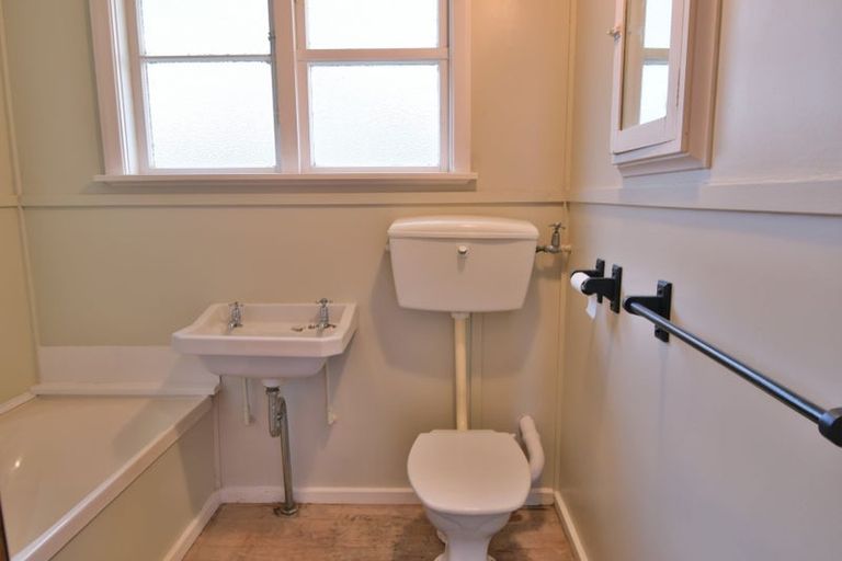 Photo of property in 44 Mooltan Street, Halfway Bush, Dunedin, 9010