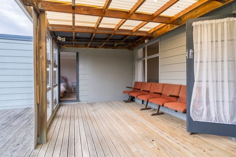 Photo of property in 15 Wratten Road, Owaka, 9585