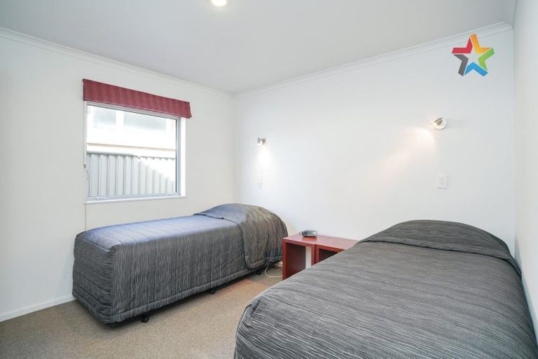 Photo of property in 8a-d Camden Street, Turnbull Thomson Park, Invercargill, 9810