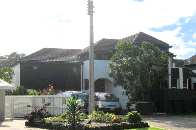 Photo of property in 1a Puriri Avenue, Orewa, 0931