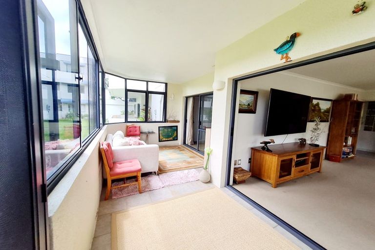 Photo of property in 15a Puriri Avenue, Orewa, 0931