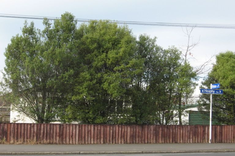 Photo of property in 1040 Heaphy Terrace, Fairfield, Hamilton, 3214