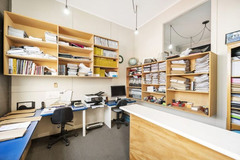 Photo of property in 115 Coutts Street, Kilbirnie, Wellington, 6022