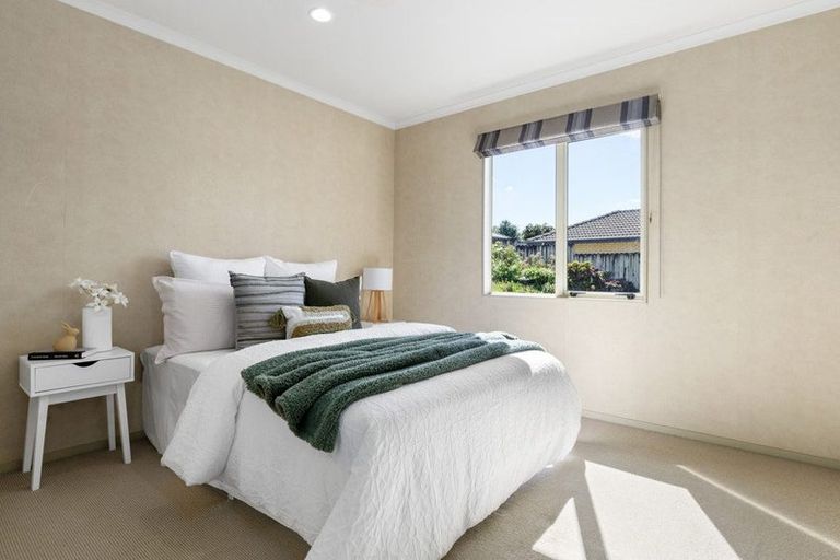 Photo of property in 31 Cairns Crescent, Rototuna, Hamilton, 3210