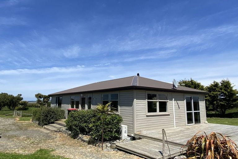 Photo of property in 38 Redpath Road, Orepuki, Riverton, 9881