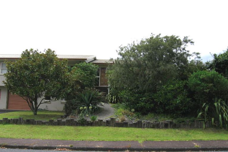 Photo of property in 3 Santa Rosa Terrace, Forrest Hill, Auckland, 0620