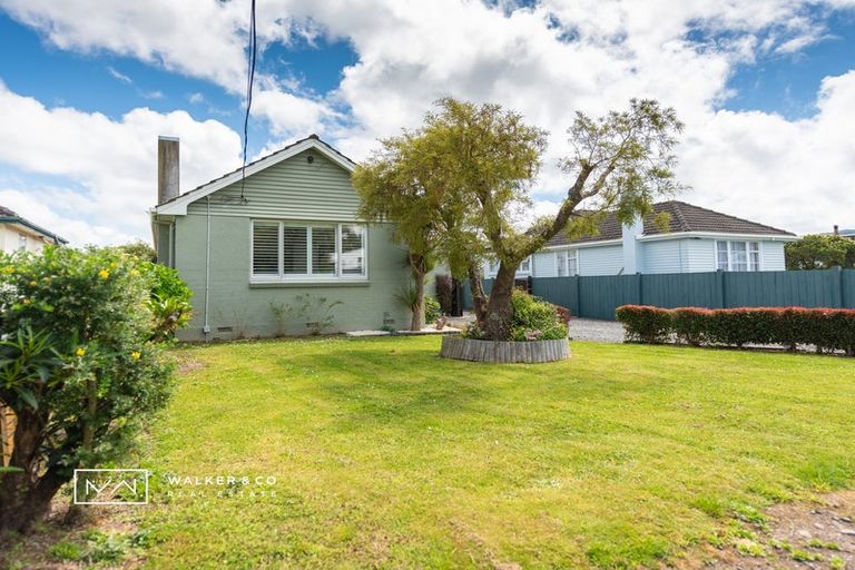 Photo of property in 31 Royal Street, Upper Hutt Central, Upper Hutt, 5018