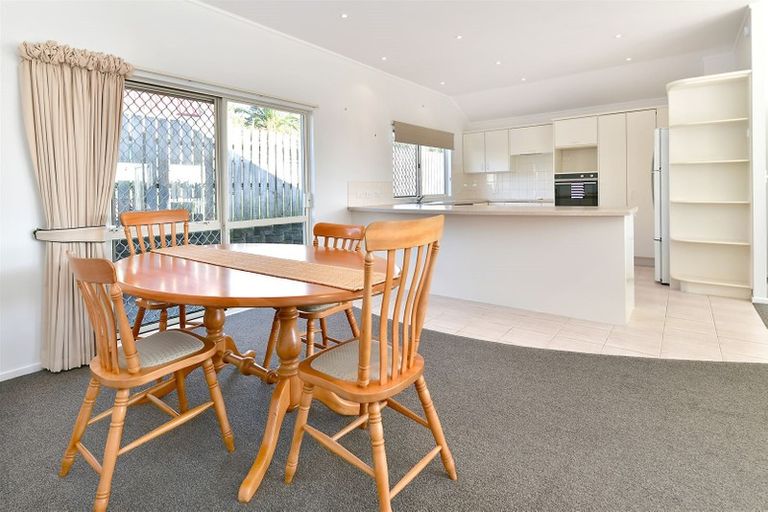 Photo of property in 8 Spinnaker Point, Manly, Whangaparaoa, 0930