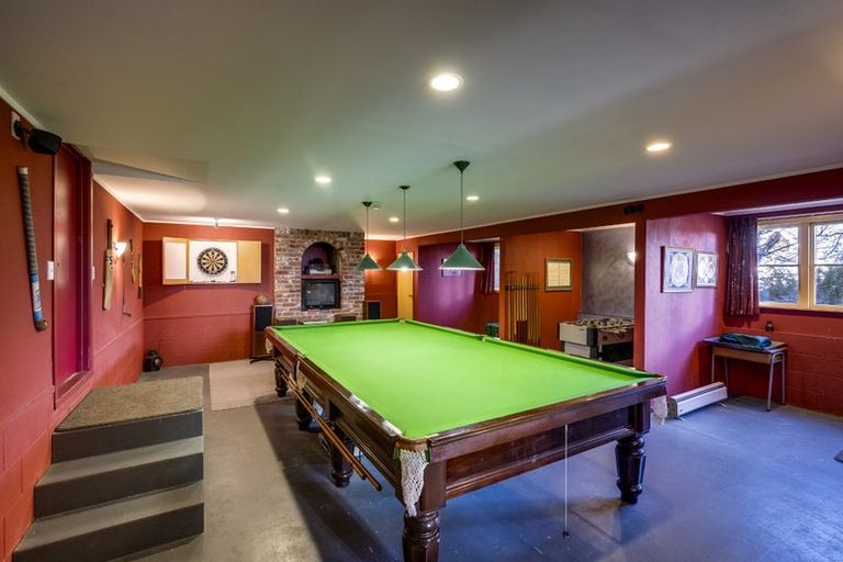 Photo of property in 2 Cobden Crescent, Bluff Hill, Napier, 4110