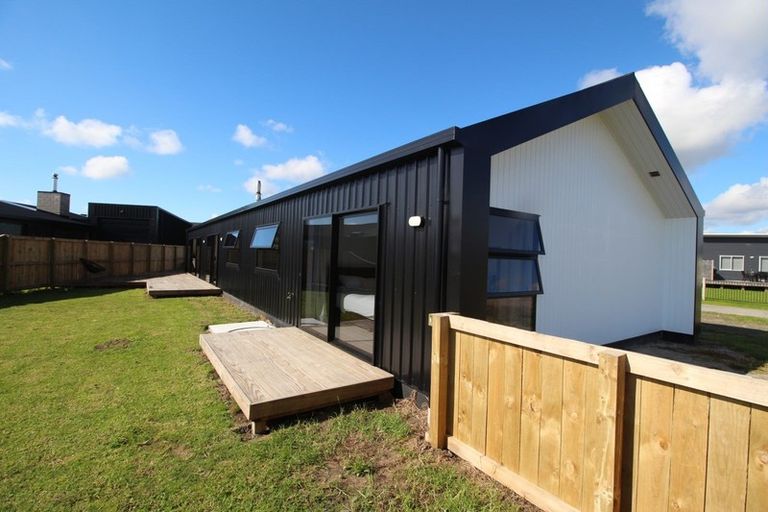 Photo of property in 121 Mahoe Place, Matarangi, Whitianga, 3592