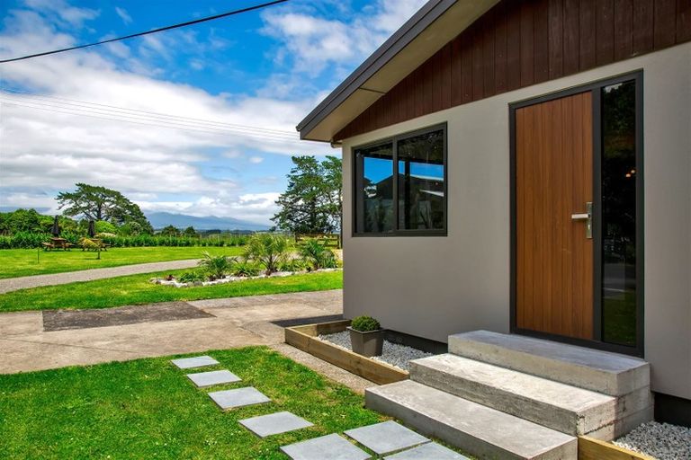Photo of property in 216 Upland Road, Tarurutangi, New Plymouth, 4372