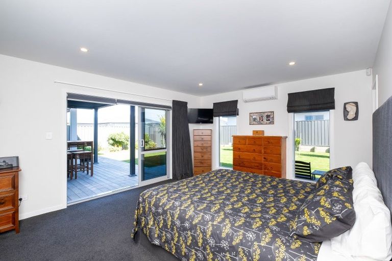 Photo of property in 8 Mckay Close, Frimley, Hastings, 4120