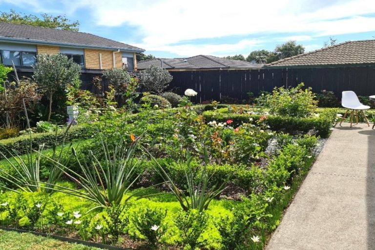 Photo of property in 47 Crawford Avenue, Mangere Bridge, Auckland, 2022