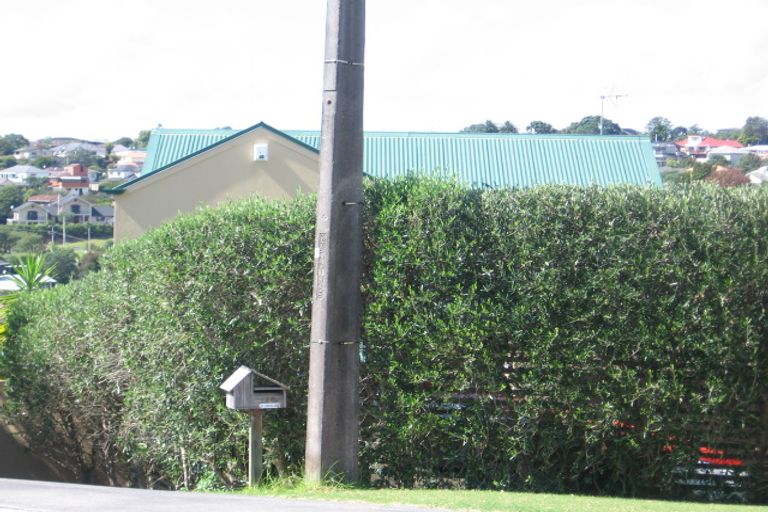 Photo of property in 1/17 Masterton Road, Rothesay Bay, Auckland, 0630