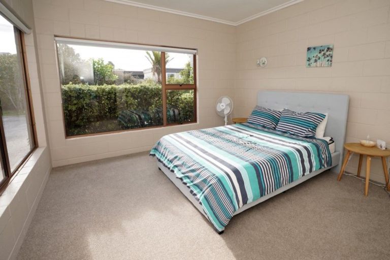Photo of property in 1107 Cove Road, Langs Beach, Waipu, 0582