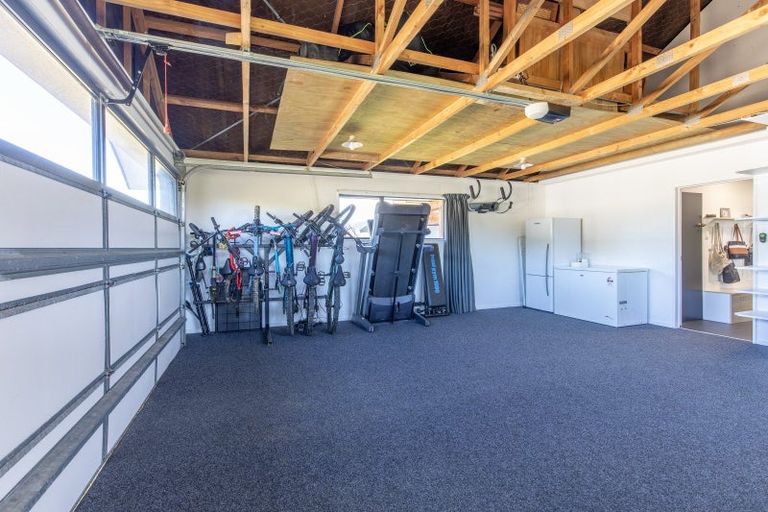 Photo of property in 14 Centre Road, Matamau, Dannevirke, 4977