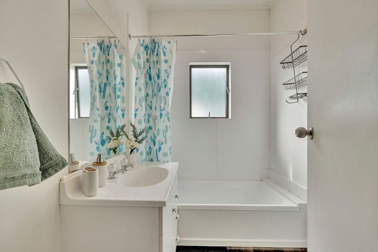 Photo of property in 825g Heaphy Terrace, Claudelands, Hamilton, 3214