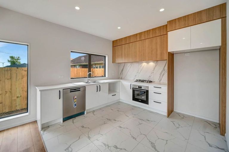 Photo of property in 24a Fernaig Street, Papakura, 2110