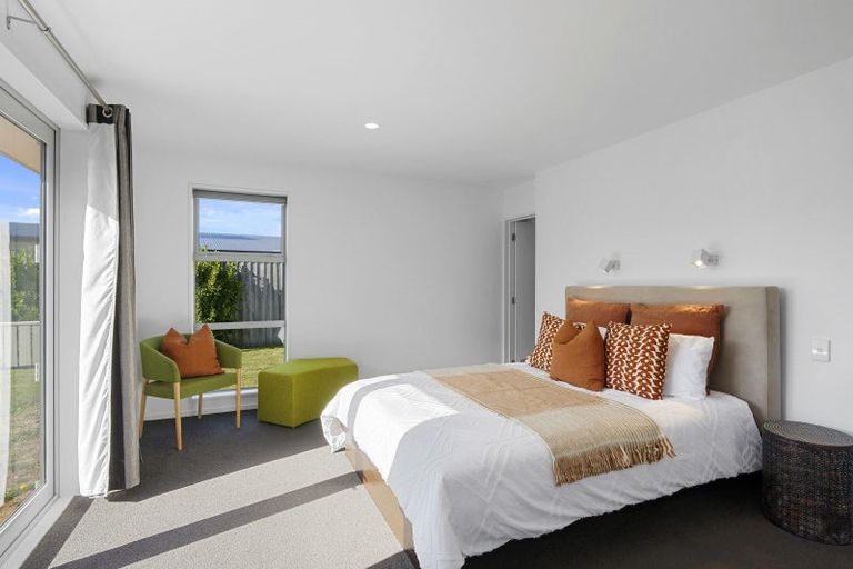 Photo of property in 28 Champagne Avenue, Yaldhurst, Christchurch, 8042