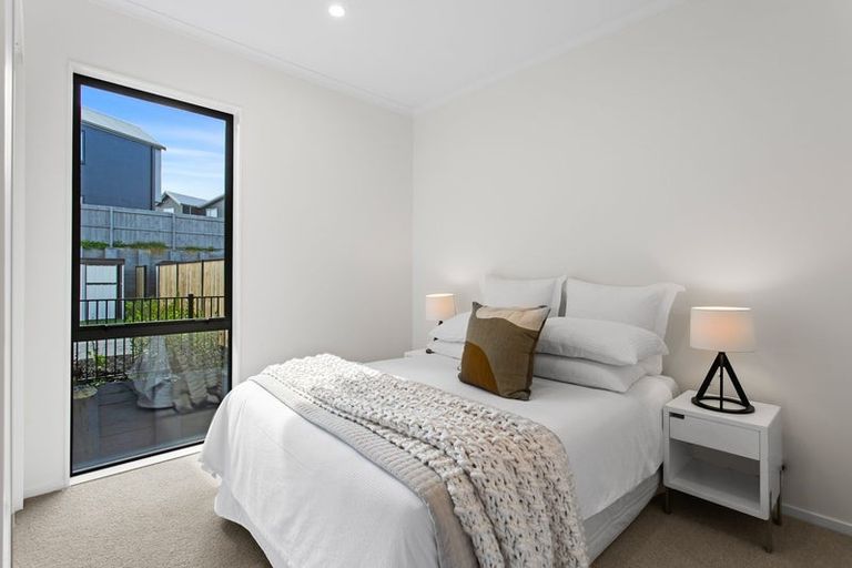 Photo of property in 15 Roundel Crescent, Whenuapai, Auckland, 0618