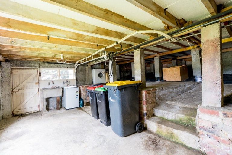 Photo of property in 66 Waldron Crescent, Green Island, Dunedin, 9018