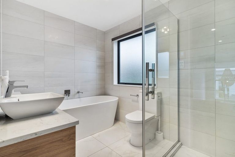 Photo of property in 24 Flavell Drive, Orewa, 0931