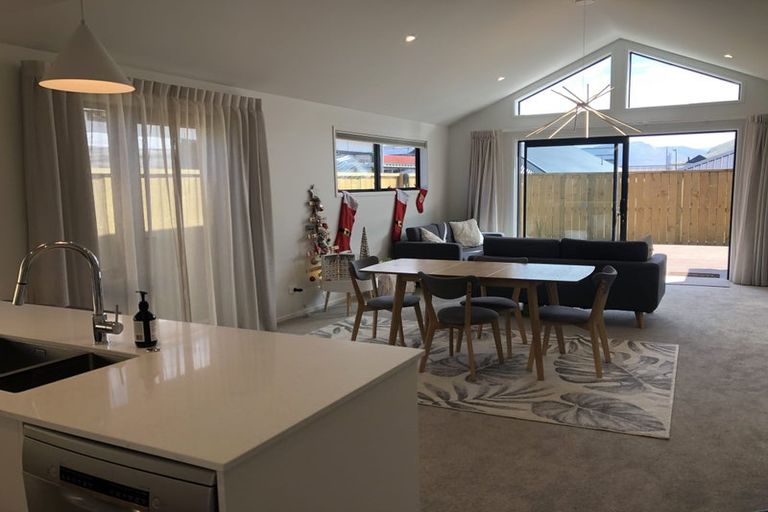 Photo of property in 108 Jack Hanley Drive, Jacks Point, Queenstown, 9371