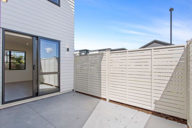 Photo of property in 46 Katikati Drive, Manurewa, 2102