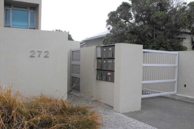 Photo of property in 6/272 Marine Parade, New Brighton, Christchurch, 8061