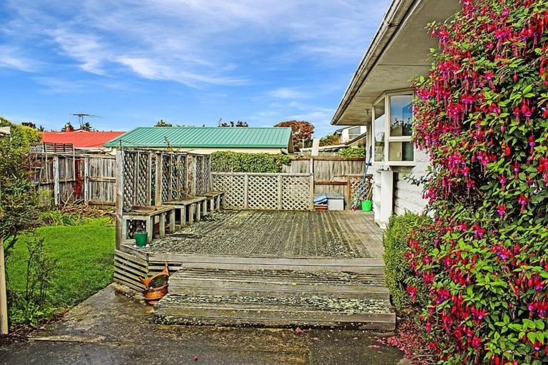 Photo of property in 44 Gladson Avenue, Sockburn, Christchurch, 8042