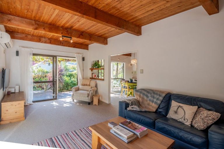 Photo of property in 32 Rue Balguerie, Akaroa, 7520