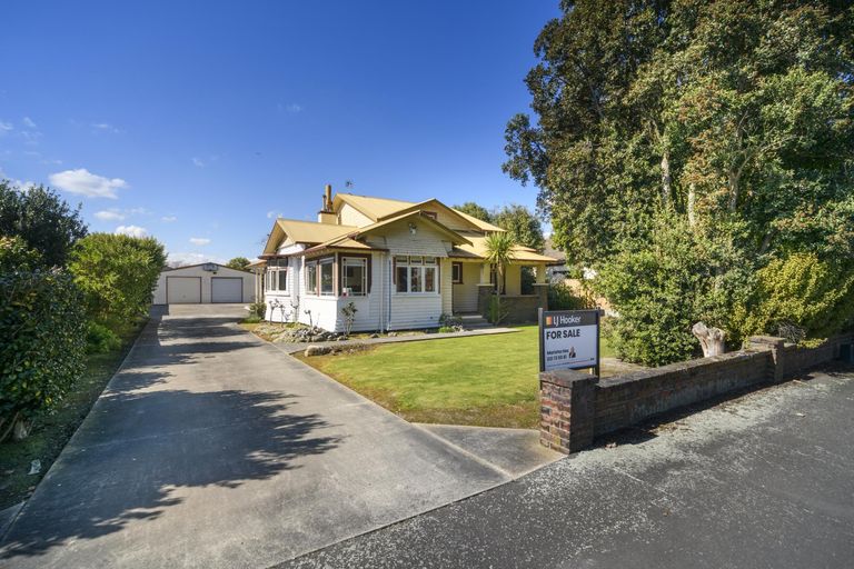 Photo of property in 131 Cook Street, West End, Palmerston North, 4410